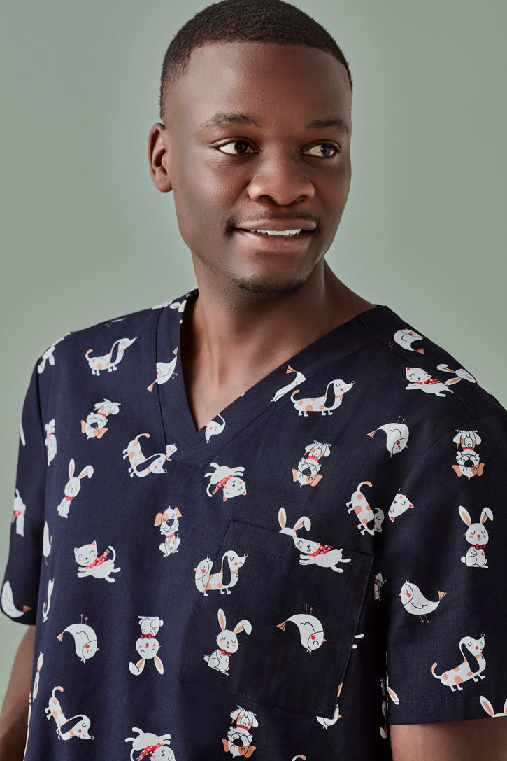 BIZ CARE MENS BEST FRIENDS SCRUB TOP   CST147MS